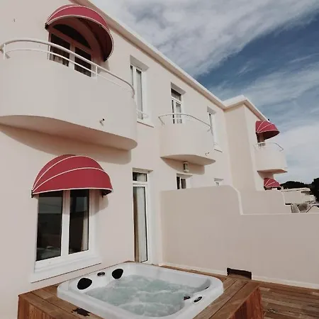 Rose Thé 3* La Ciotat