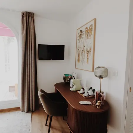 Le Rose The Hotel