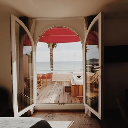 Ξενοδοχείο Le Rose The 3*