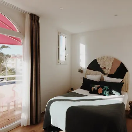 Rose Thé Hotel