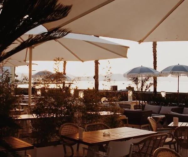 Le Rose The Hotel 3*